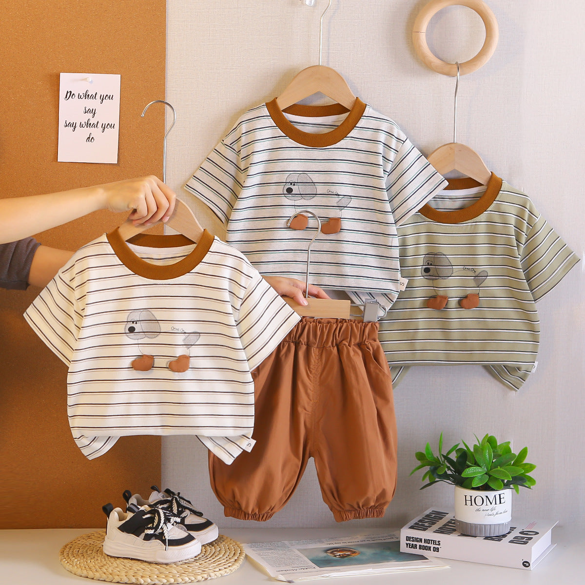Conjunto Infantil Riscas Manga Curta Verão
